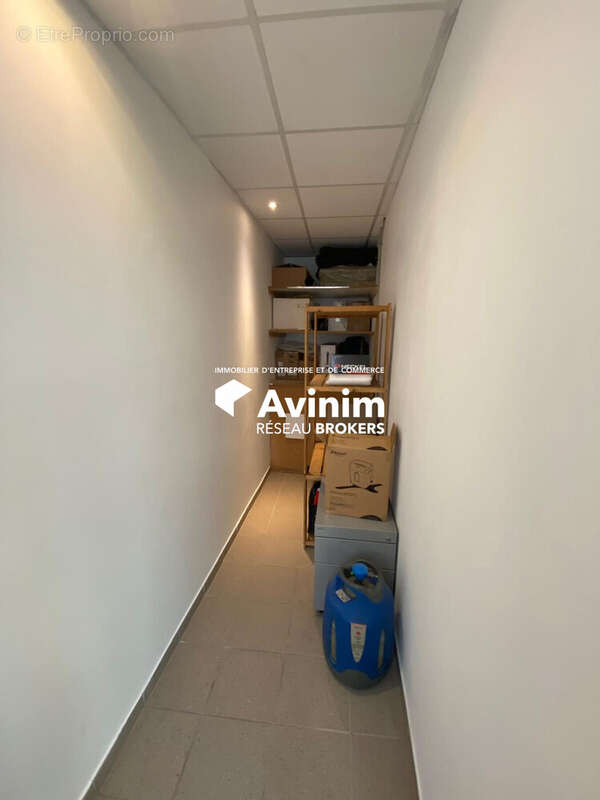 Commerce 81 m² à Grenoble  - photo 6