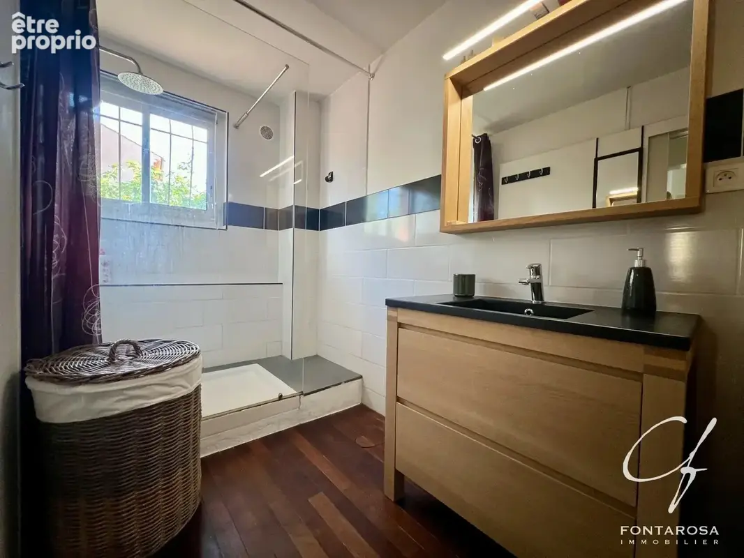 Saint-raphaël – spacieux t4 avec terrasse et cour privative – - photo 9