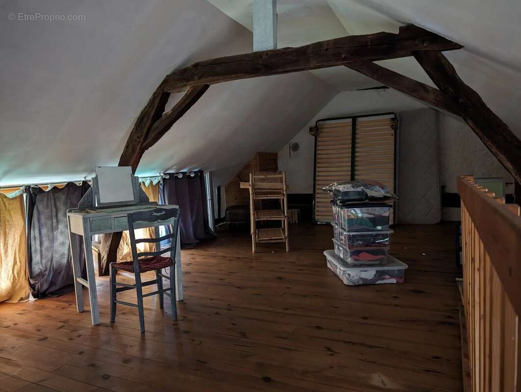 Maison à SAUVETERRE