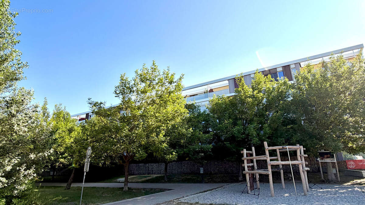 Appartement  résidentiel de type T2 avec terrasse et parking sécurisé en sous sol. - photo 15