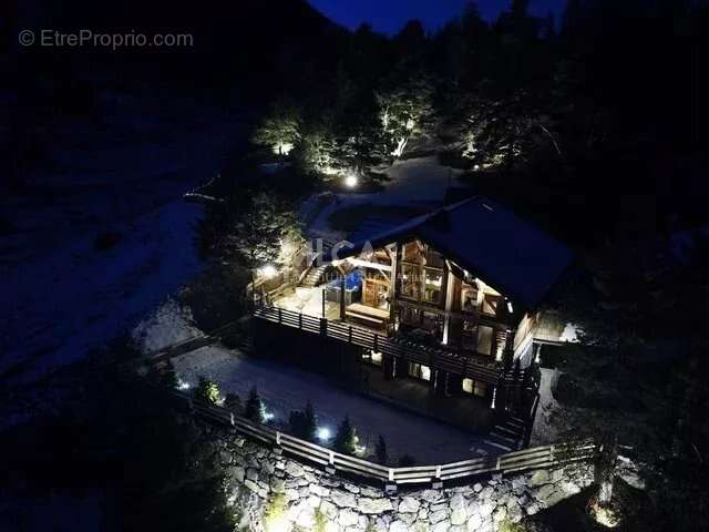 Maison à SAINT-ETIENNE-DE-TINEE