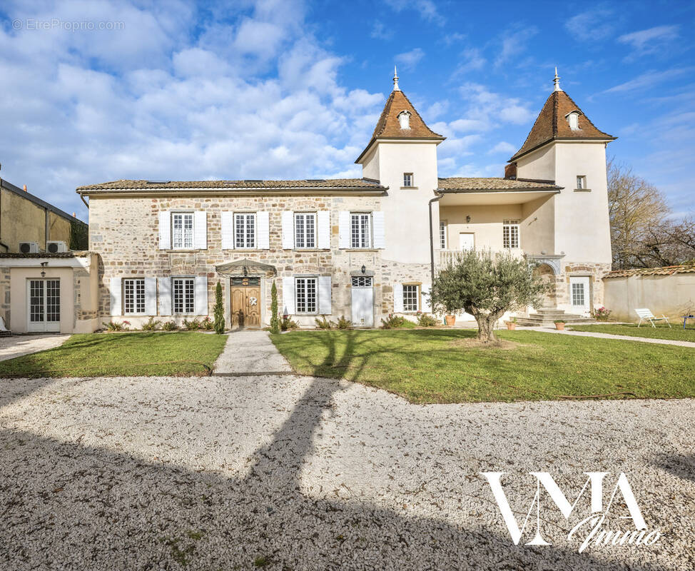 Maison à CHASSELAY