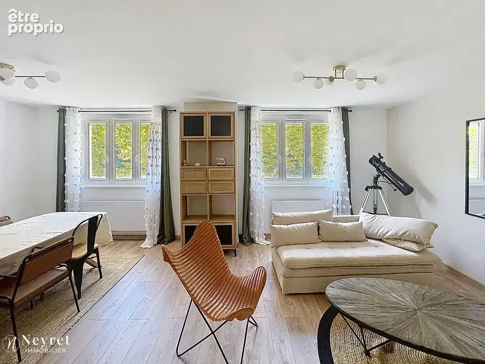 Appartement à SAINT-ETIENNE