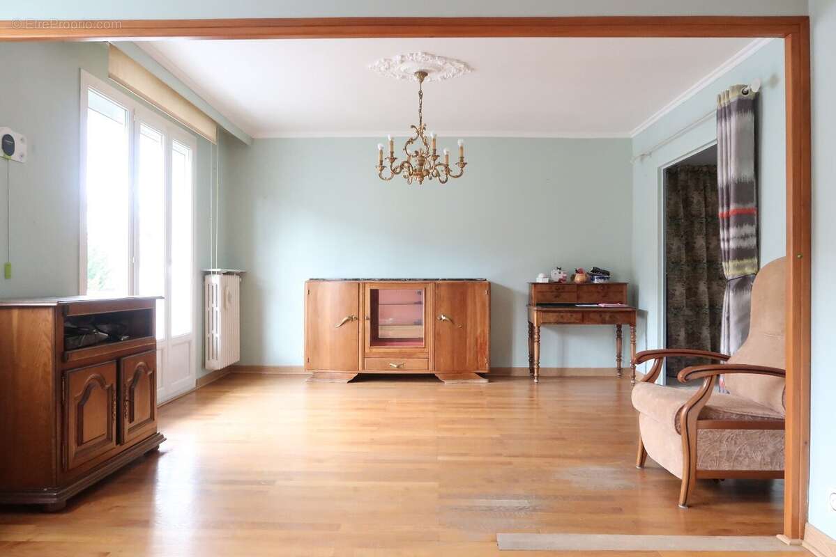 Appartement à SAINT-ETIENNE