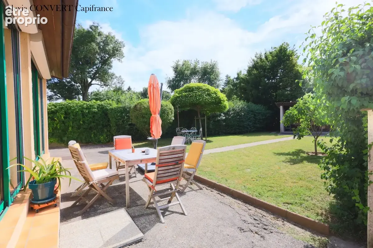 Maison à vendre 5 pièces terrain 765m² proche centre MONTREVEL EN BRESSE - photo 2