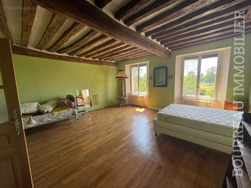 Appartement à ARMEAU