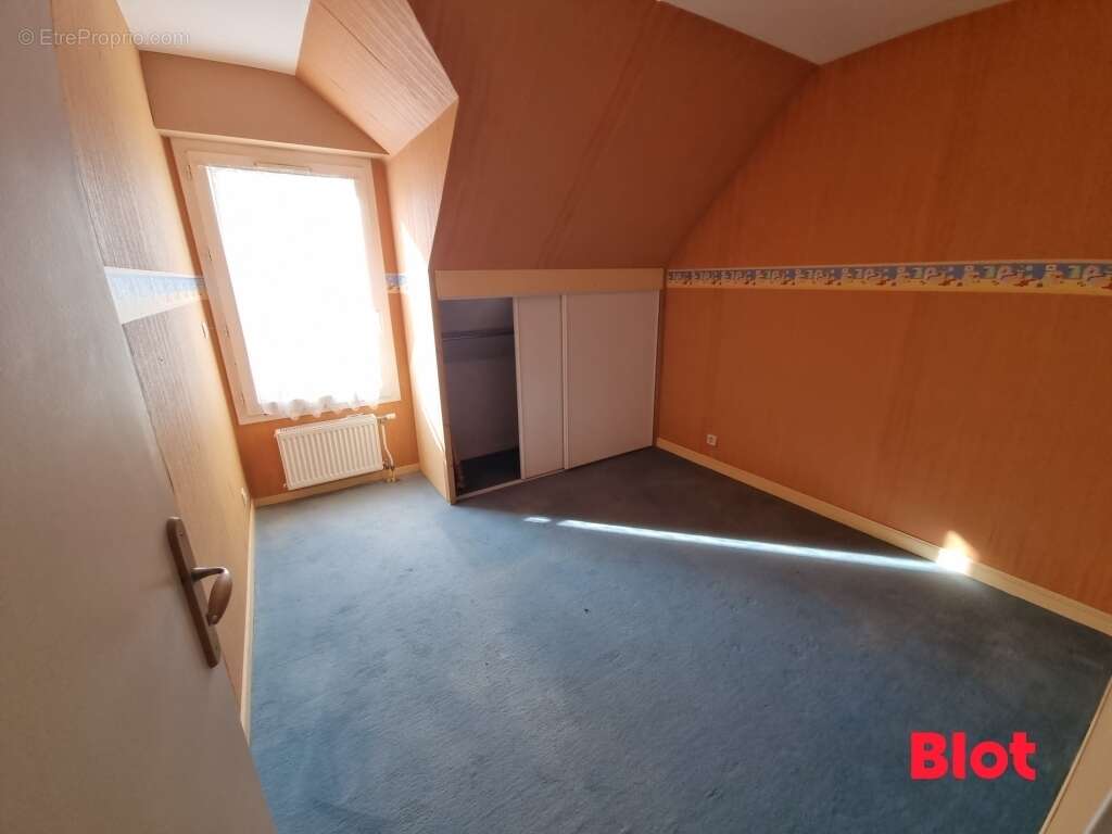 Appartement à THORIGNE-FOUILLARD