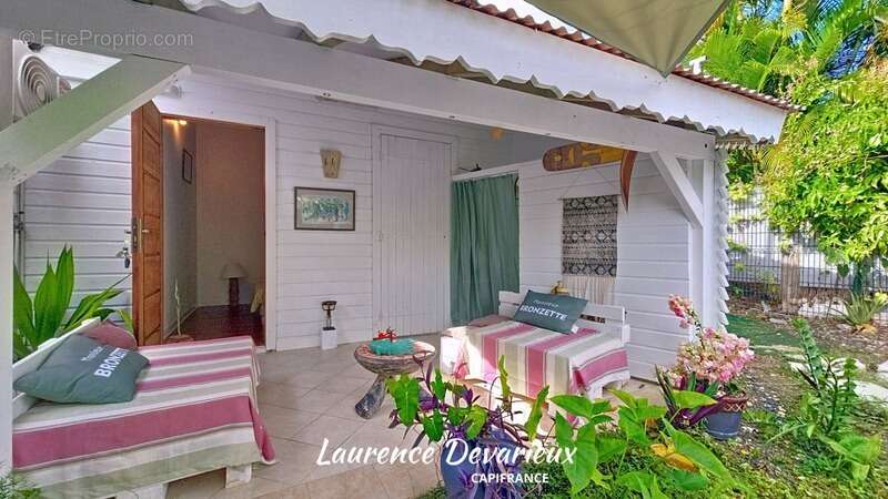 Maison à SAINT-FRANCOIS