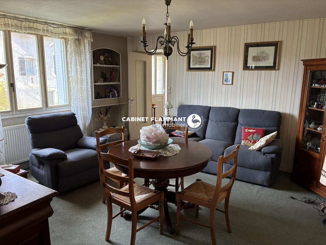 Maison à VENAREY-LES-LAUMES