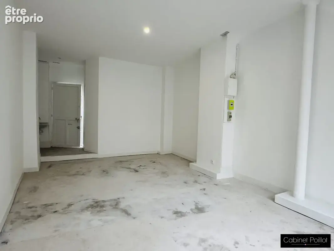Commerce 31 m² à vendre à Vincennes (94300) - photo 2