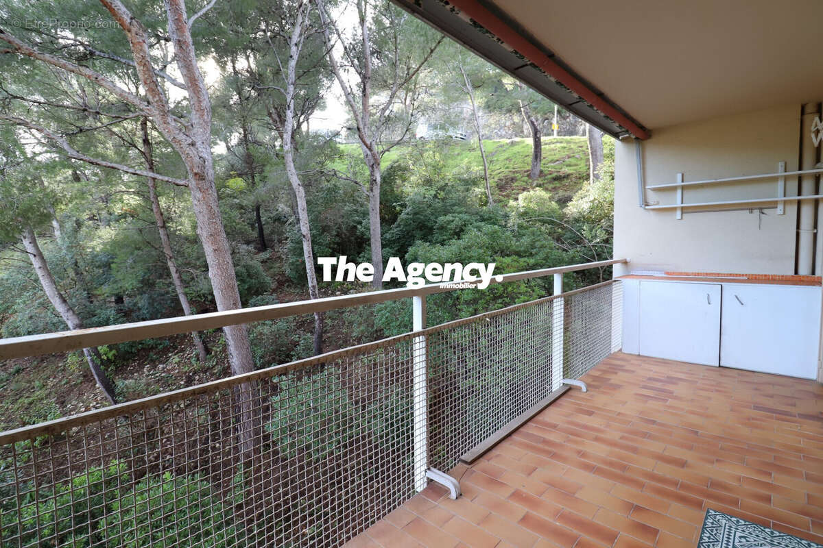 Appartement à MARSEILLE-9E