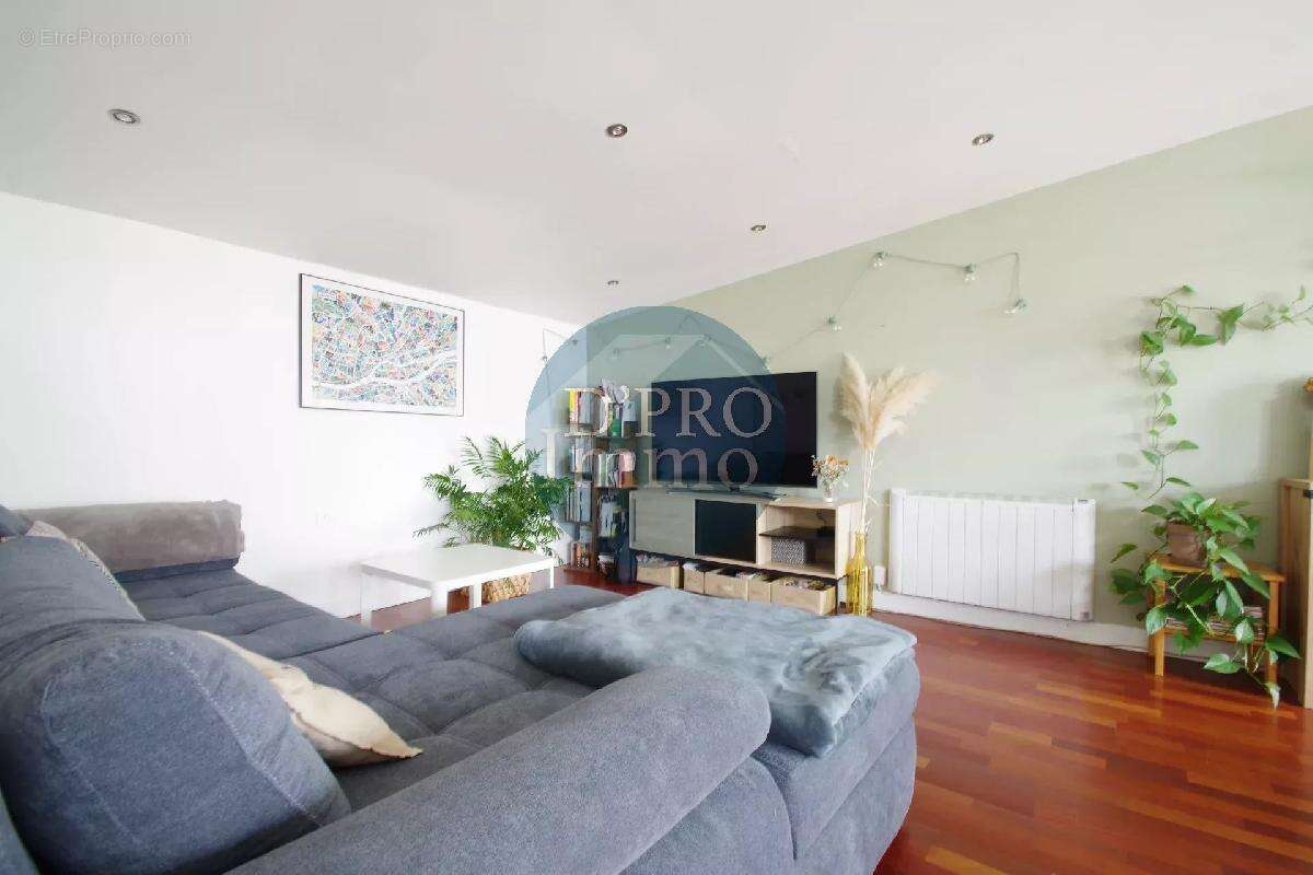 Appartement à SAINT-SEBASTIEN-SUR-LOIRE