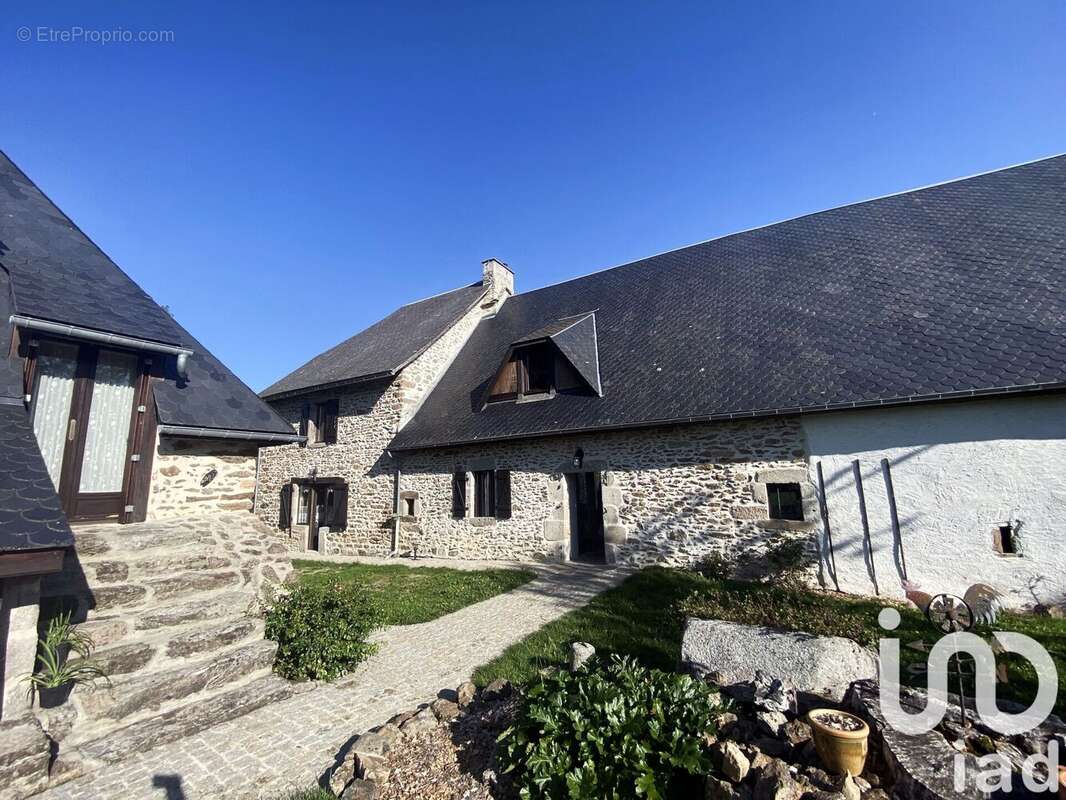 Photo 3 - Maison à SAINT-ETIENNE-AUX-CLOS