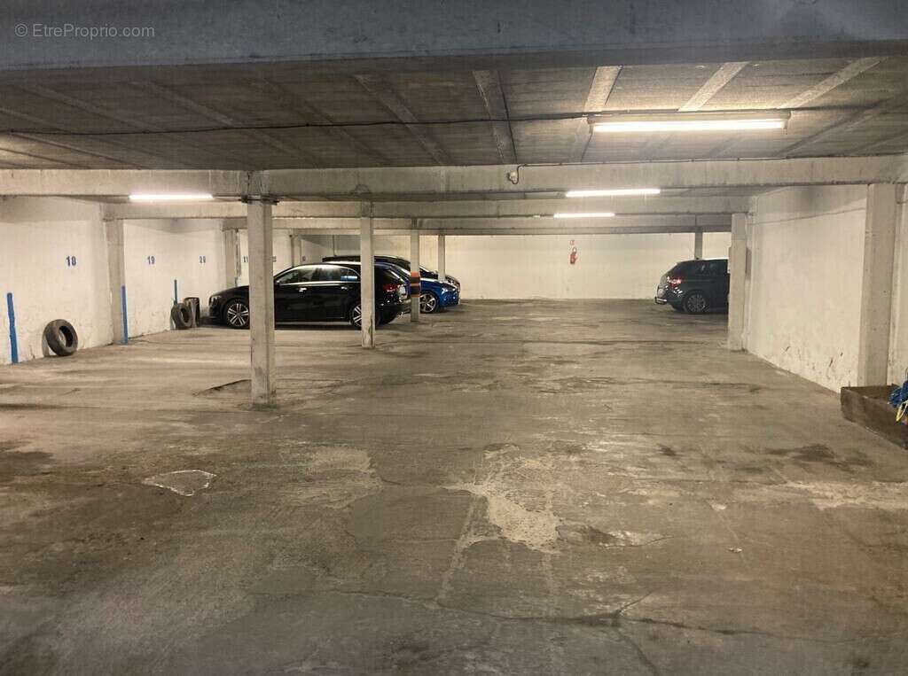Parking à MONTELIMAR