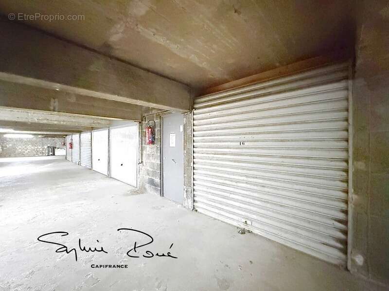 Parking à ARCUEIL
