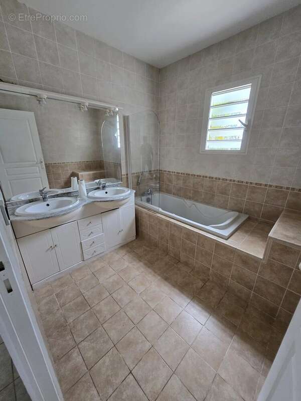 Maison à LA POSSESSION