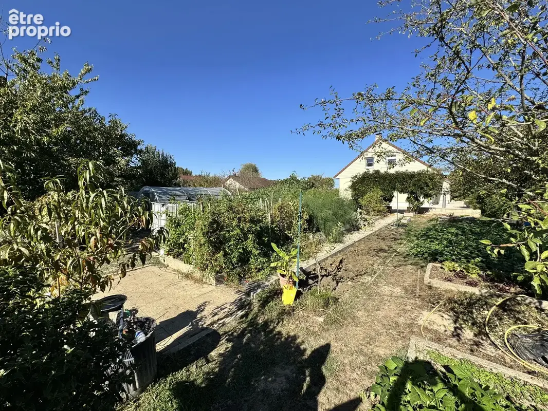 Maison familiale de 164 m² à Gatey - photo 13