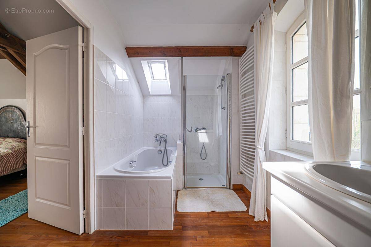 Maison à CHATEAU-DU-LOIR