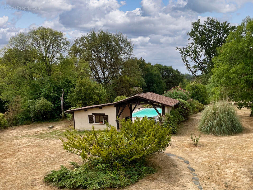 Maison de maître avec piscine et gîte - photo 21