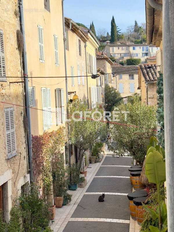 Maison à VALBONNE