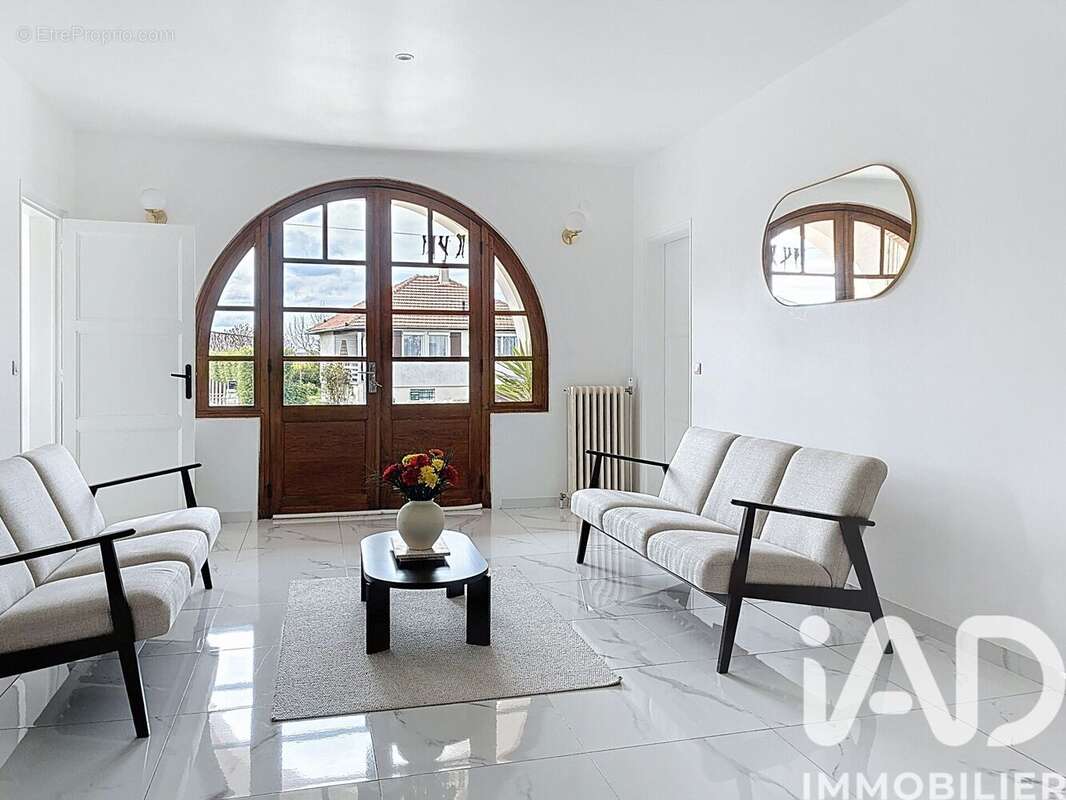 Photo 3 - Maison à SAINT-VALERIEN