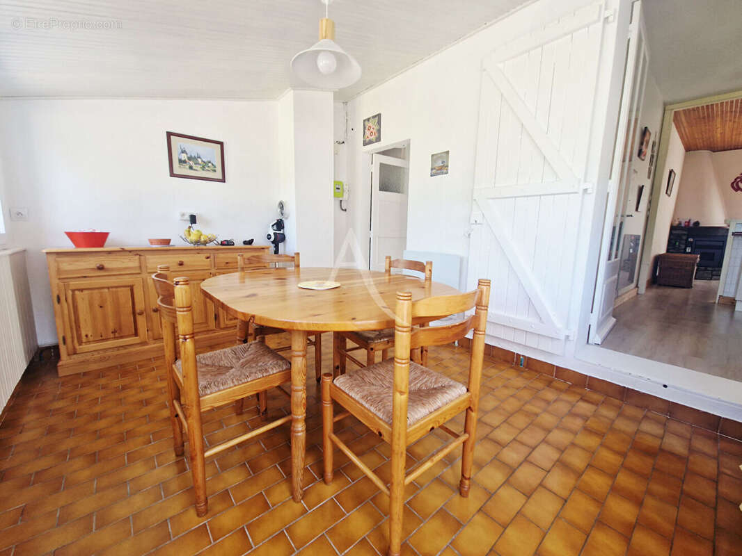Maison à LA CHAIZE-GIRAUD