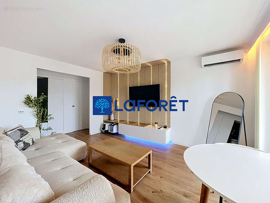 Appartement Toulon 4 pièces - 69.92 m² - photo 4