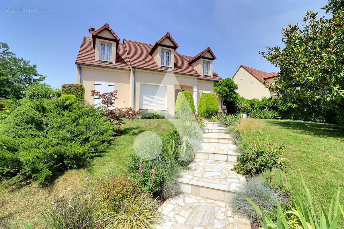 Maison à OSNY