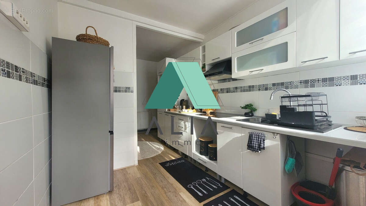 Appartement à AUBERVILLIERS