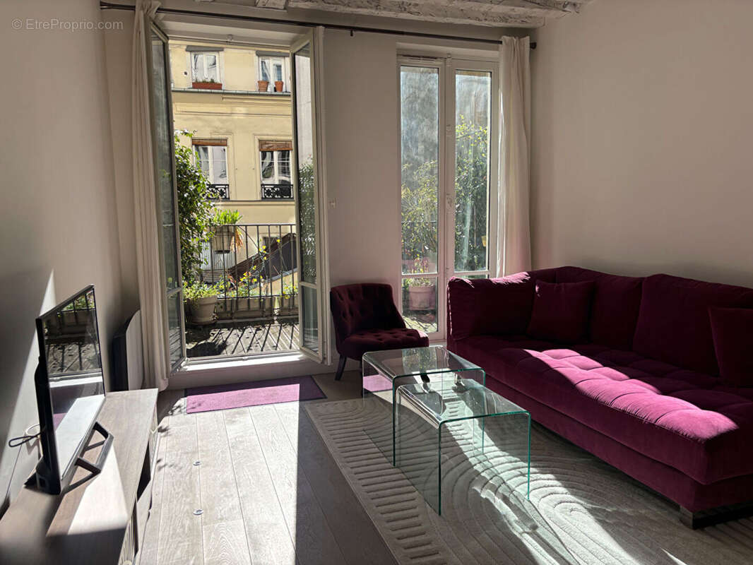 Appartement à PARIS-2E