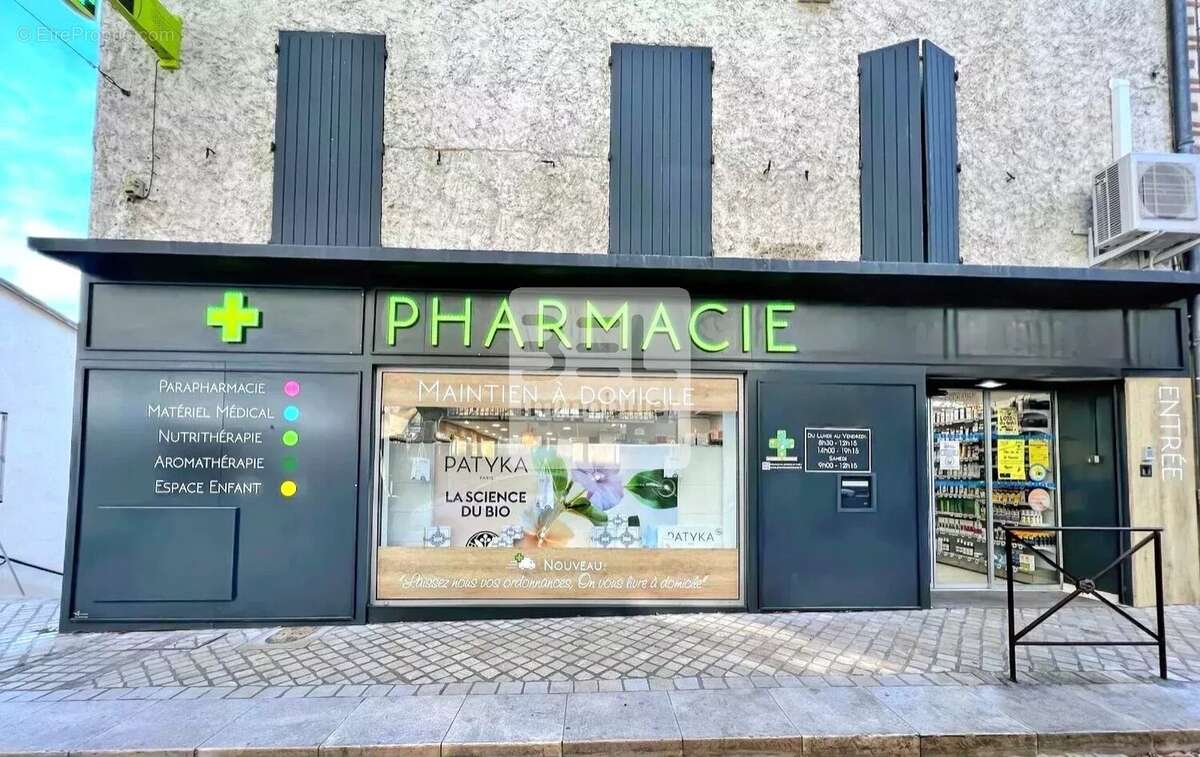 Appartement à LAUDUN-L'ARDOISE