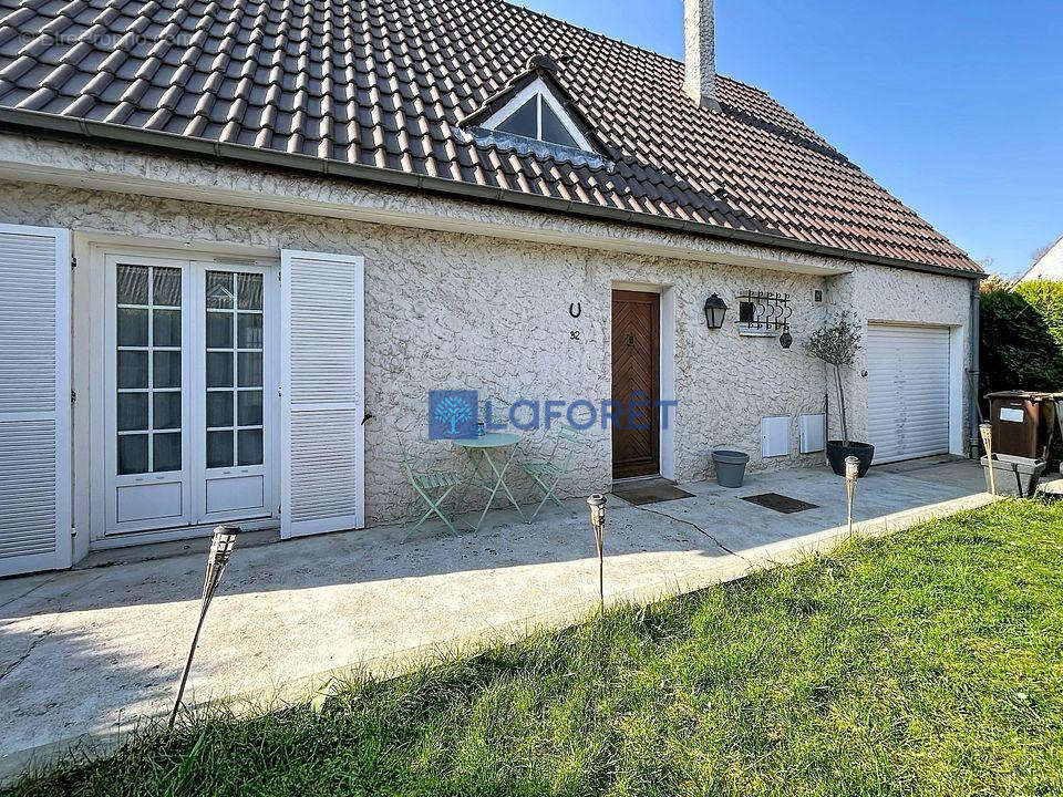 Maison à SAINTRY-SUR-SEINE