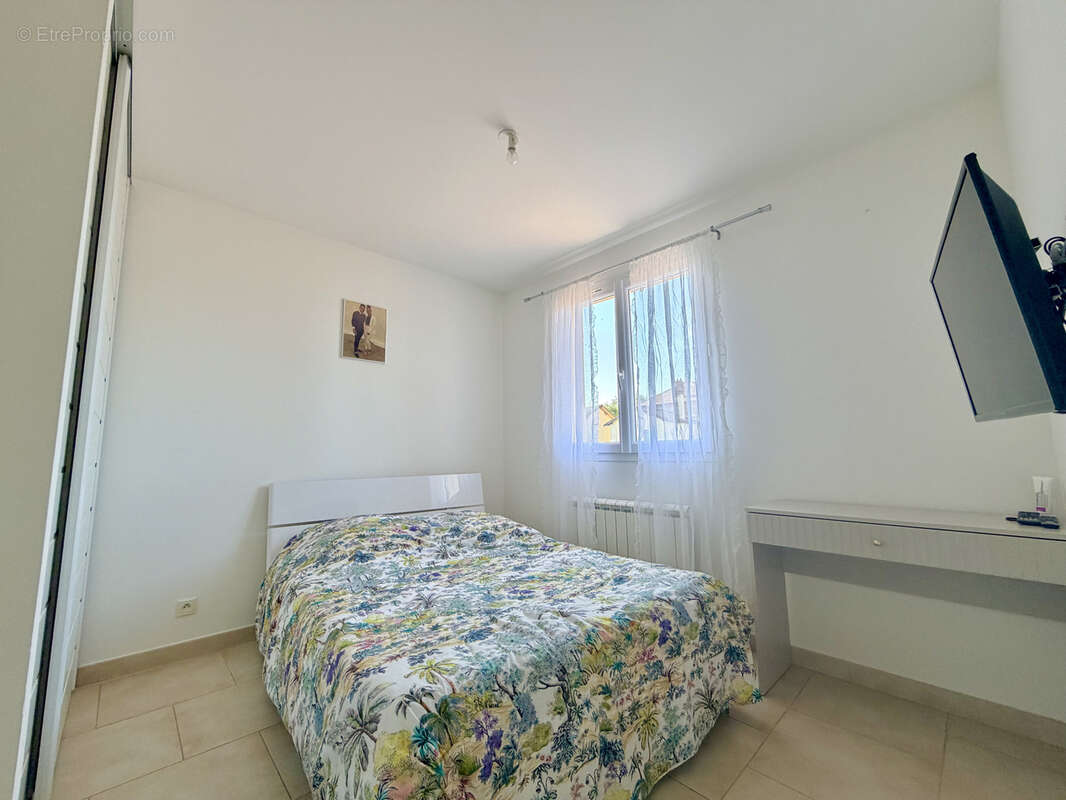 Maison 165 m2 Parcieux avec un terrain de 1434 m2 et piscine chauffée. - photo 10