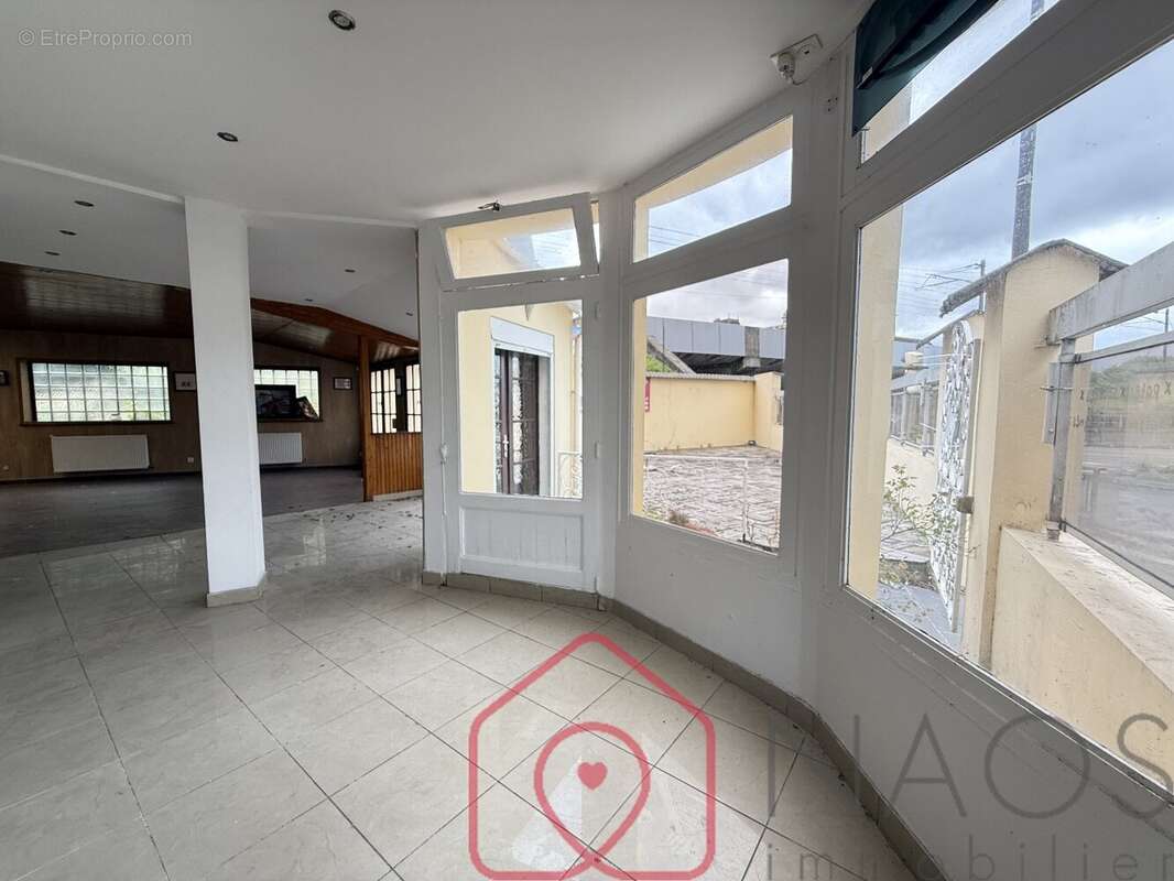 Commerce à CHARLEVILLE-MEZIERES