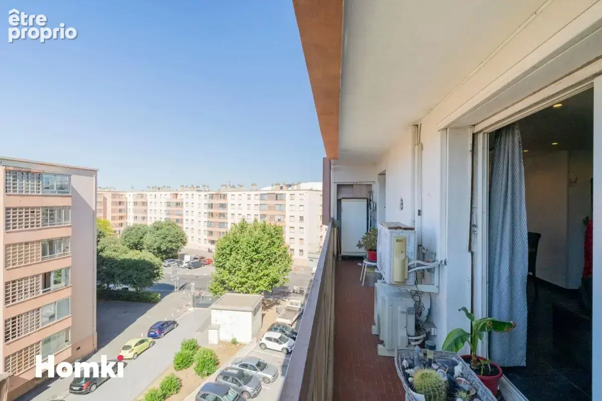 Appartement à MARSEILLE-9E