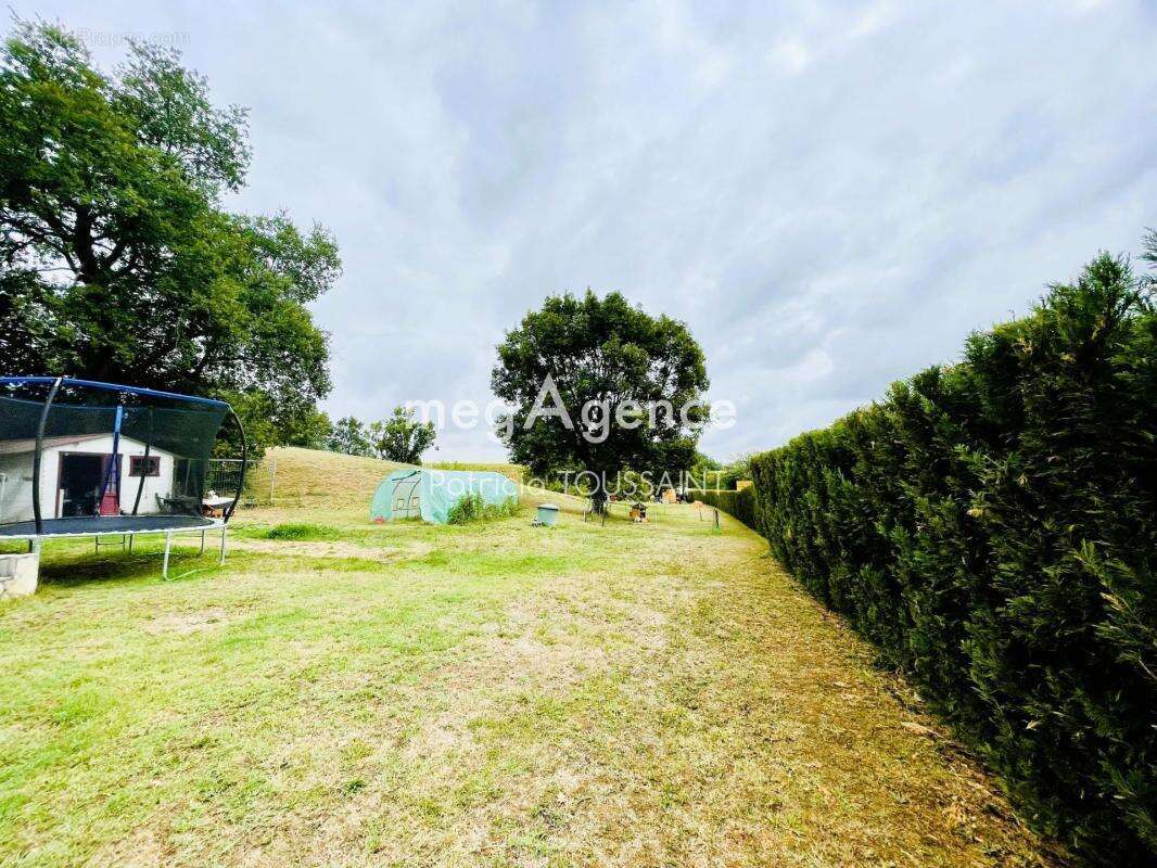 Charmante maison traditionnelle-Sauveterre-32220-122m2 parcelle 4875m2 - photo 3