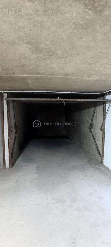 Spacieux 3 pièces avec box, cave et proche gare - photo 17