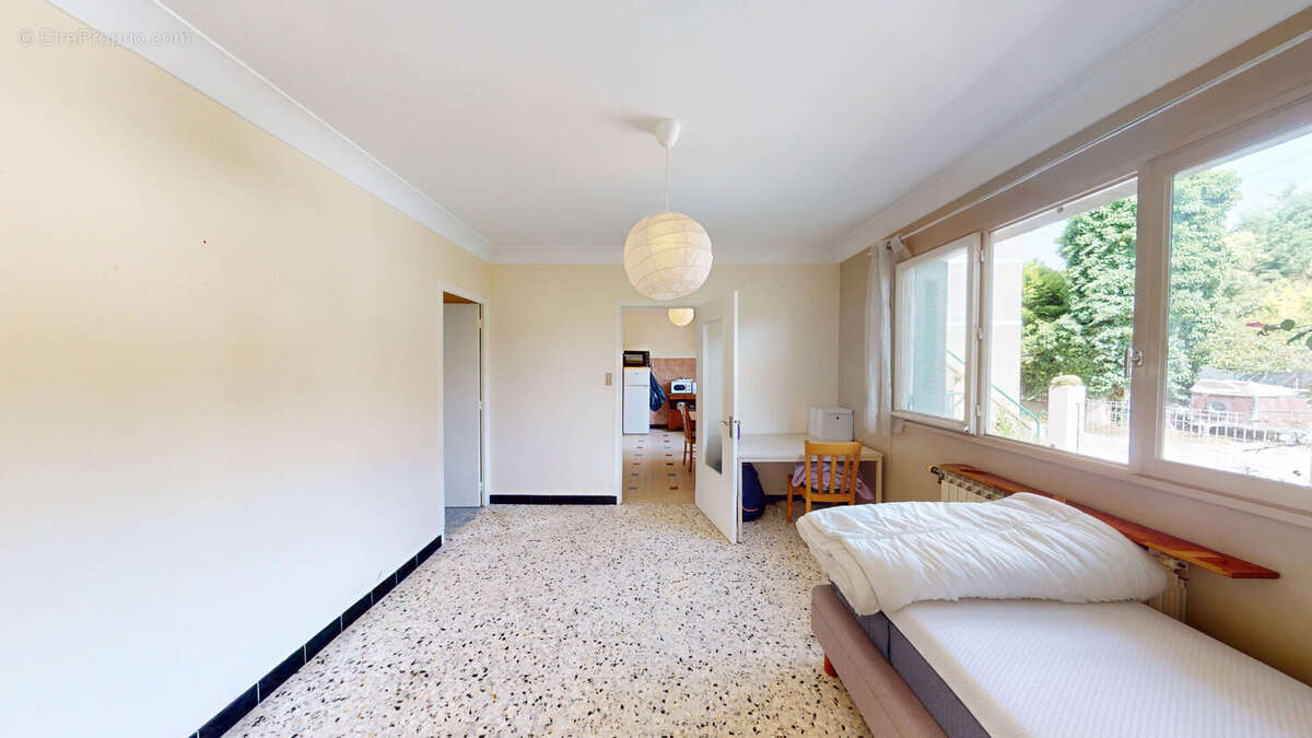 Maison  190m2 ( 225m2 utile)  /  appartement en RDC 45m2 - photo 13