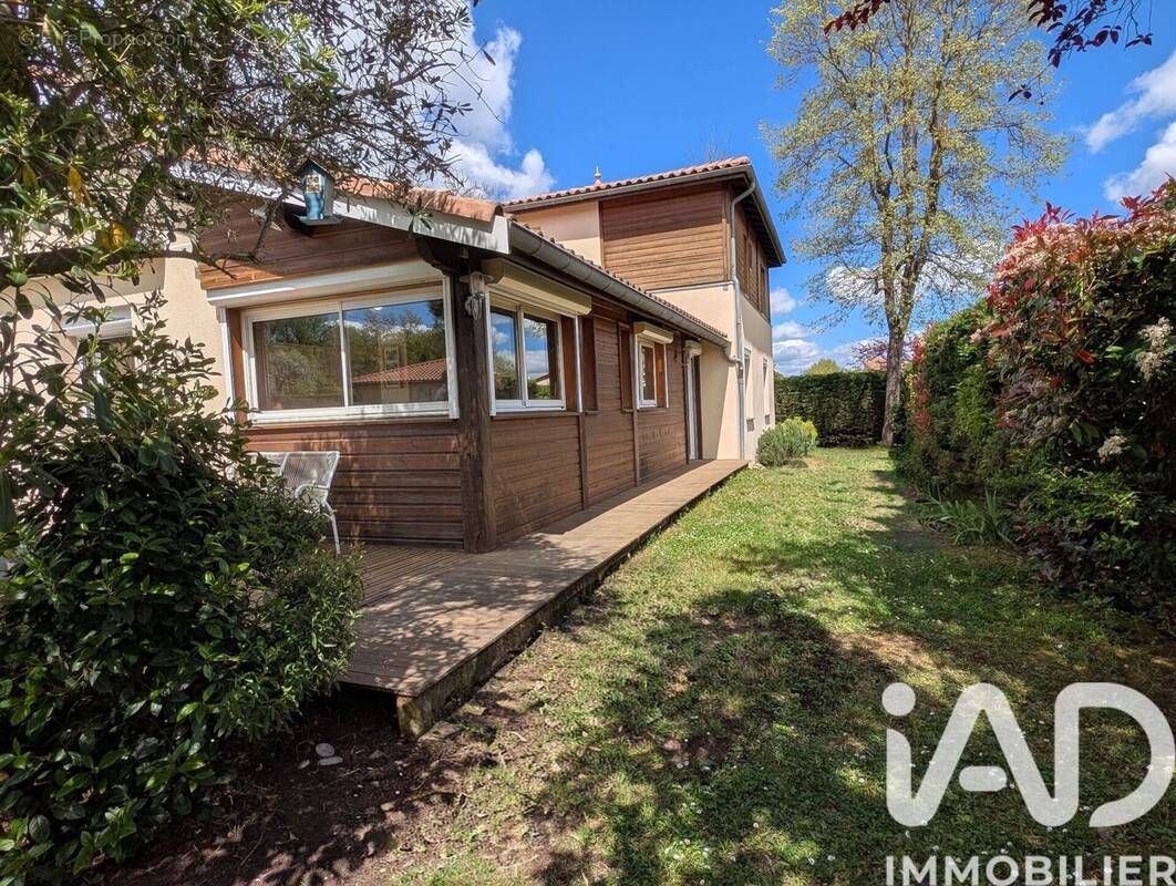 Photo 1 - Maison à CORNEBARRIEU