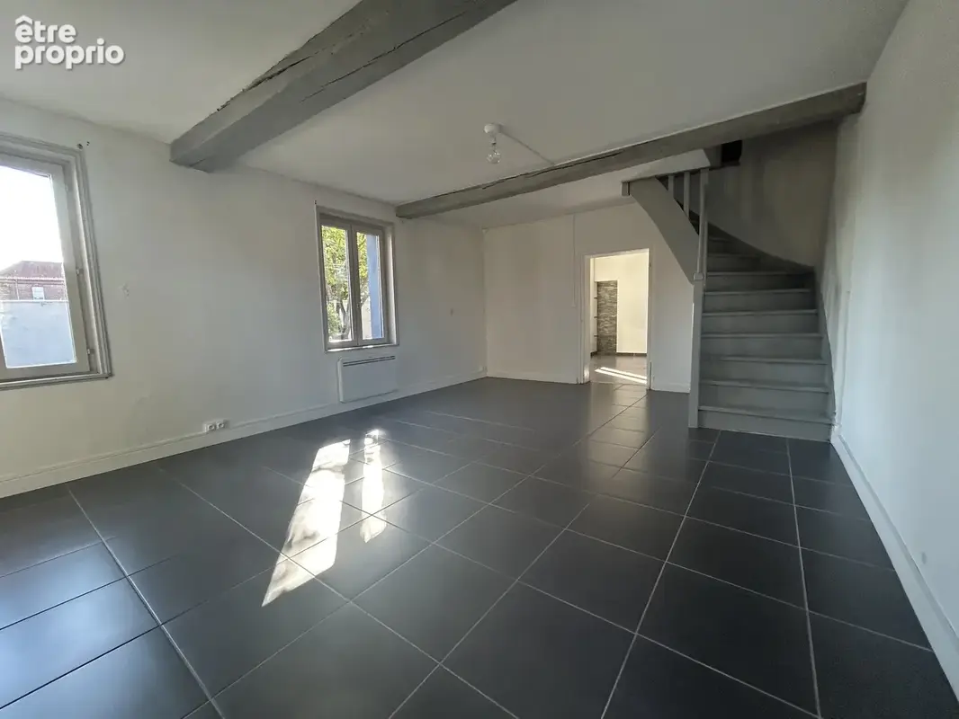 Longère semi individuelle développant 82,26m2 et bâtie sur 243m2 de terrain !! - photo 7