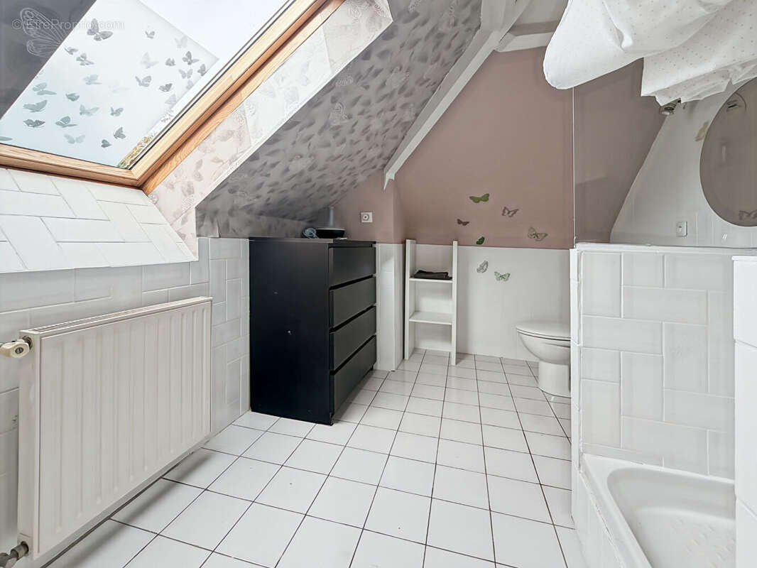 Maison à SAULX-LES-CHARTREUX