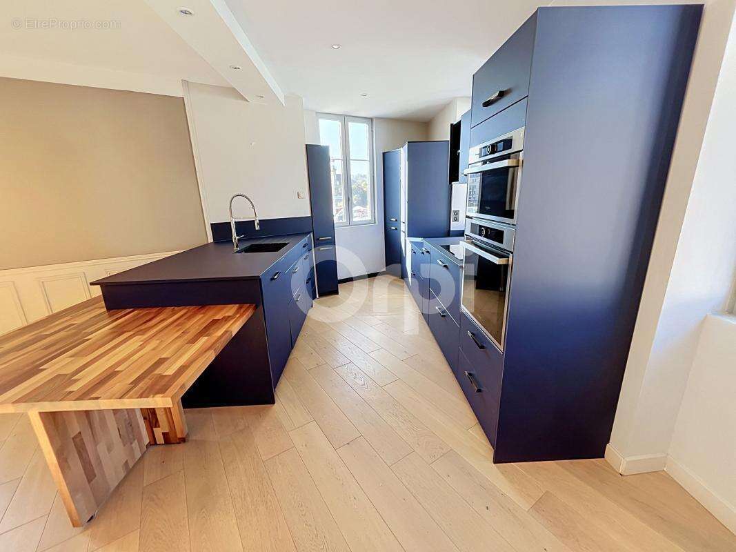 Appartement à BRIVE-LA-GAILLARDE
