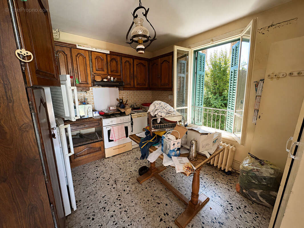 Maison à YZEURE