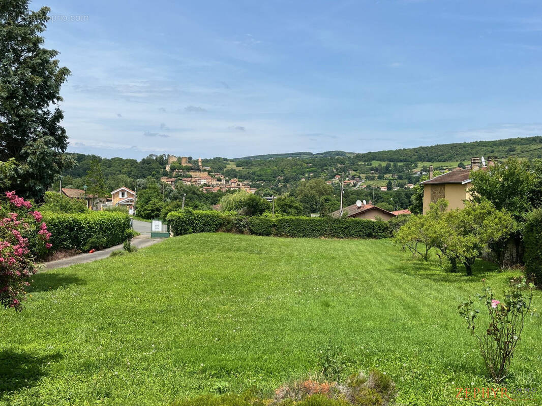 Terrain à CHATILLON