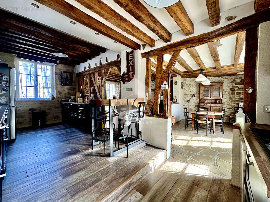 Maison à BALLANCOURT-SUR-ESSONNE