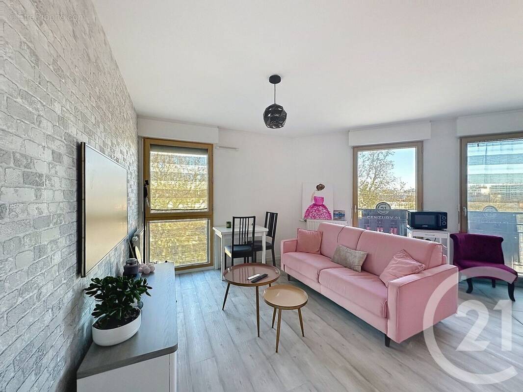 Photo 1 - Appartement à THIAIS