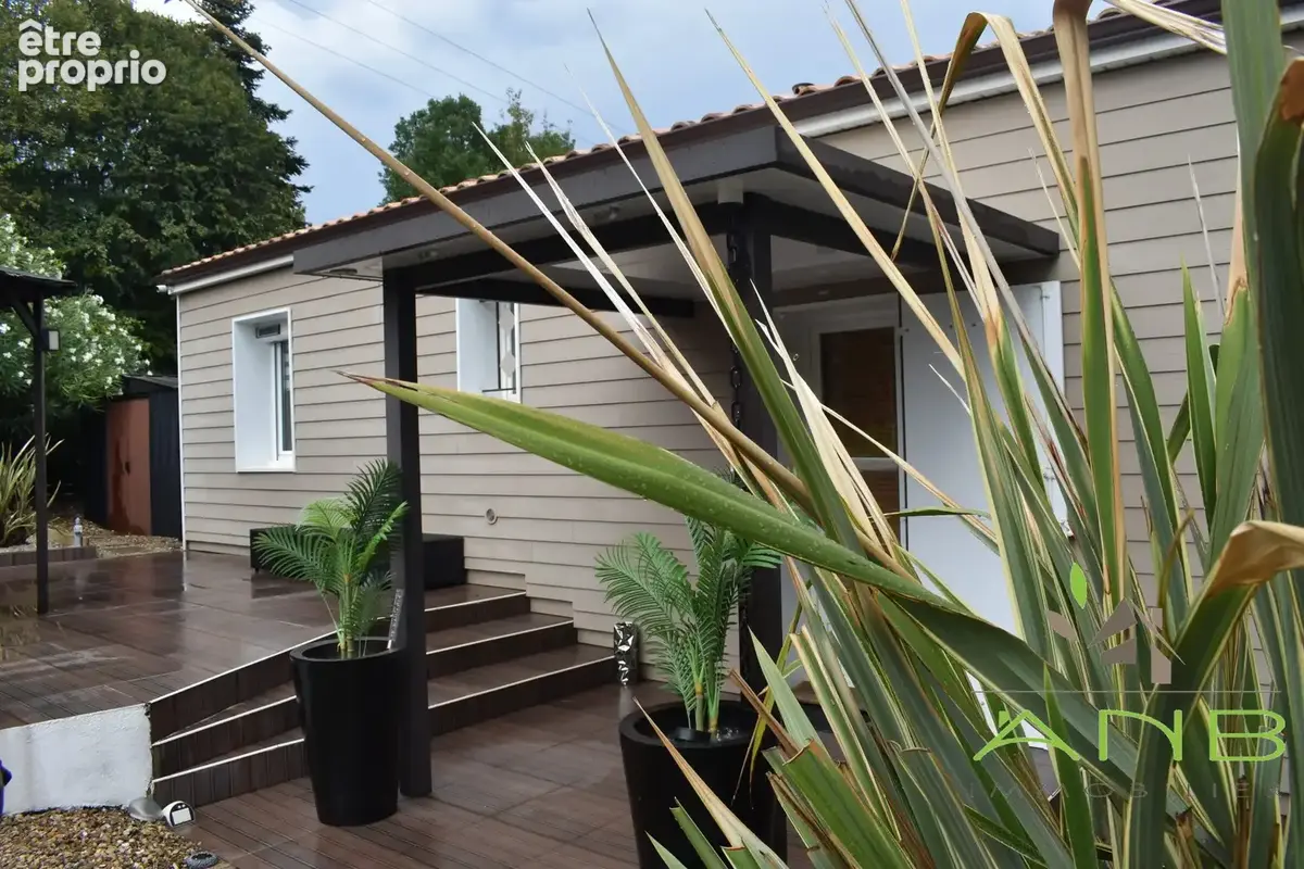 Maison 94 m² à Mornac  - photo 2