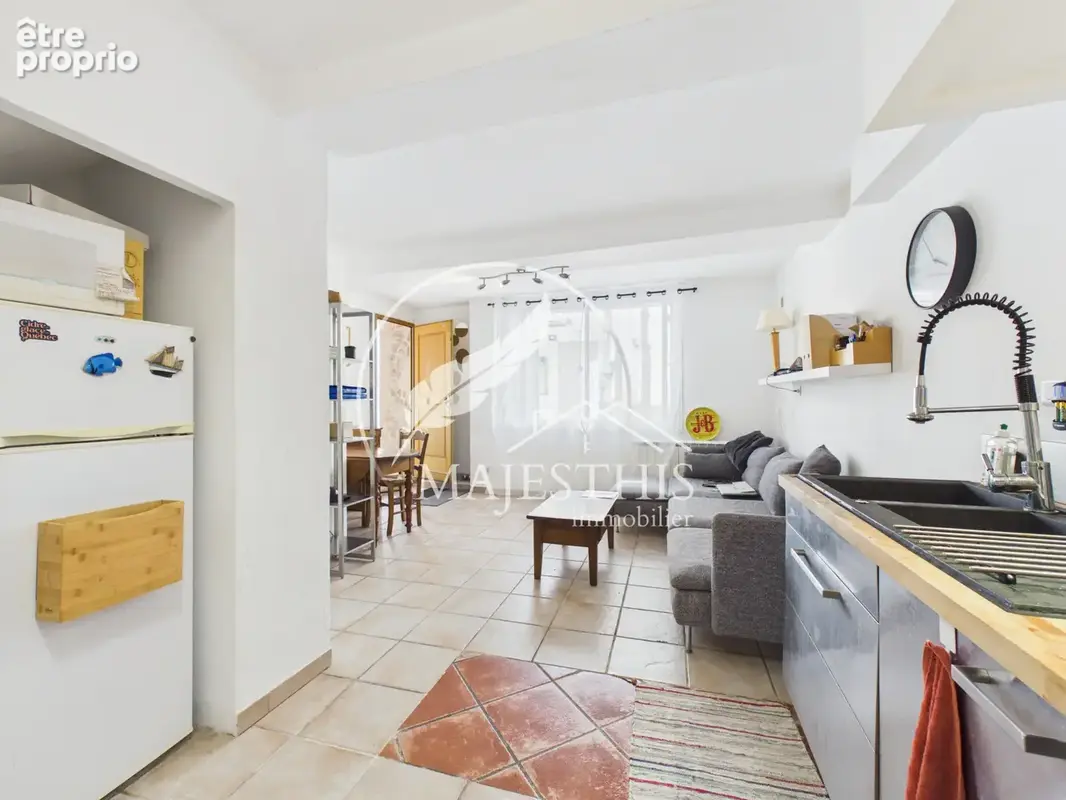 Puget-ville - immeuble (maison village) - t2 bis + t4 avec garage et terrasse - photo 5