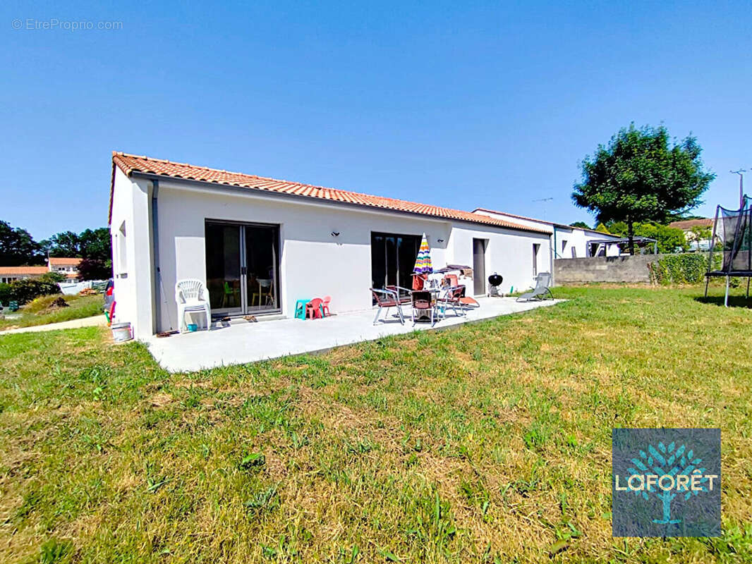 Maison à LANDERONDE