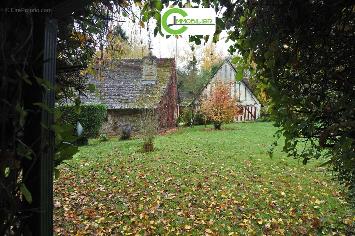 Maison à BONNETABLE